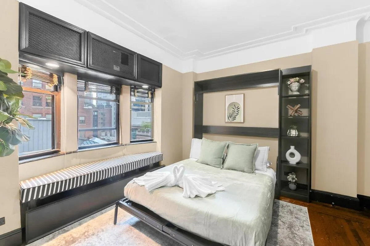 Highly Desired Times Square Apartment With Gym New York
